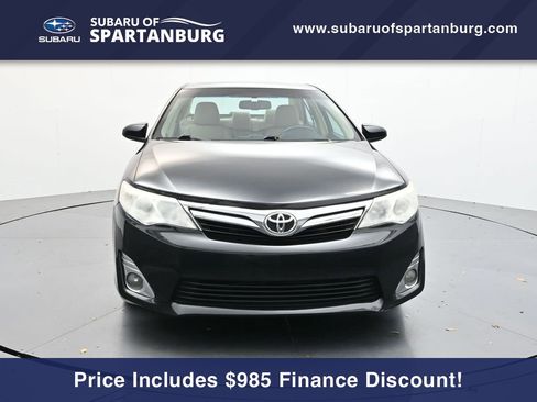 Used 2013 Toyota Camry XLE image 2