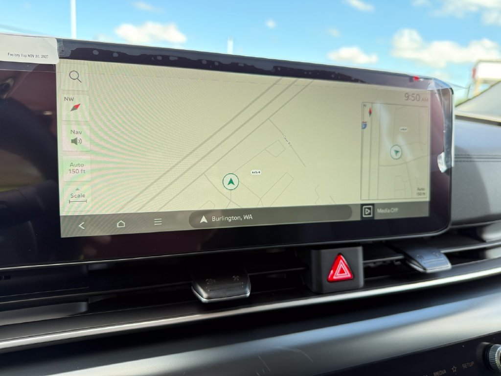 New 2026 Kia Carnival LXS FWD image 26