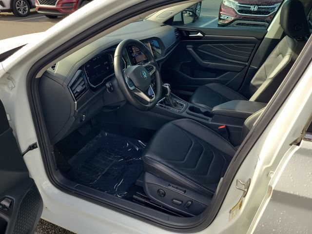 Certified 2024 Volkswagen Jetta SEL FWD image 16