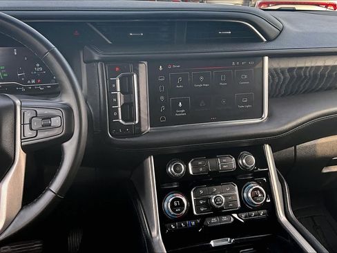 Certified 2024 GMC Yukon XL Denali image 7