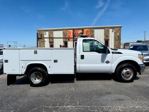 Used 2011 Ford F350 XL w/ XL Value Pkg RWD image 2