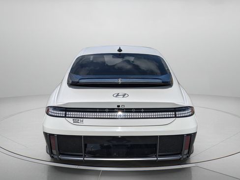 Used 2023 Hyundai Ioniq 6 SE RWD image 7