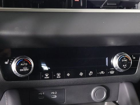 New 2026 Mitsubishi Outlander ES image 47