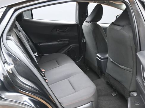 Used 2023 Toyota Prius Prime FWD image 33