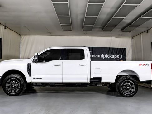 Used 2023 Ford F350 Lariat w/ Lariat Ultimate Package AWD/4WD image 11