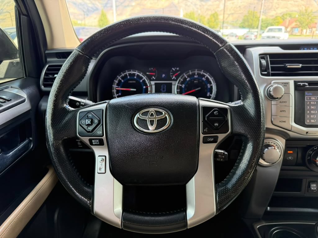 Used 2016 Toyota 4Runner SR5 Premium AWD/4WD image 9