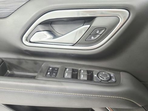 Used 2022 GMC Yukon XL SLT RWD image 34