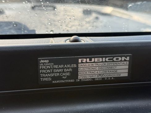 Used 2018 Jeep Wrangler Unlimited Rubicon AWD/4WD image 33