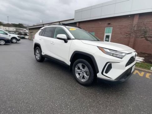 Certified 2023 Toyota RAV4 XLE image 2
