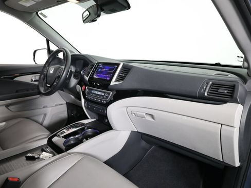 Used 2016 Honda Pilot Touring image 26