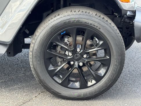 Used 2023 Jeep Wrangler Sahara w/ Cold Weather Group image 18