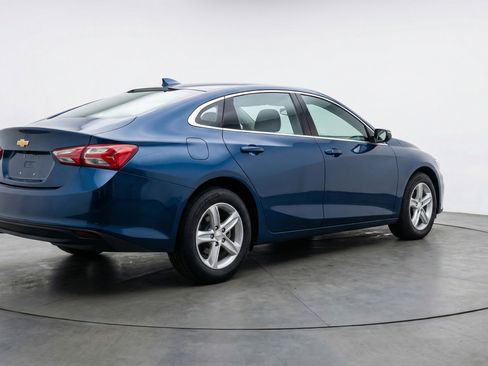 Used 2024 Chevrolet Malibu LT image 9