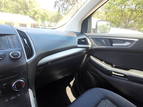Used 2017 Ford Edge SEL AWD/4WD image 49
