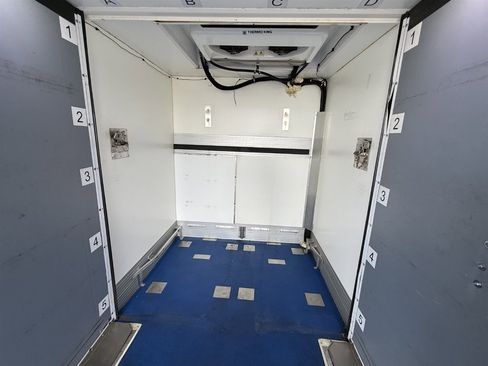 Used 2023 Ford E-350 and Econoline 350 Super Duty w/ Power Windows & Locks Group image 16