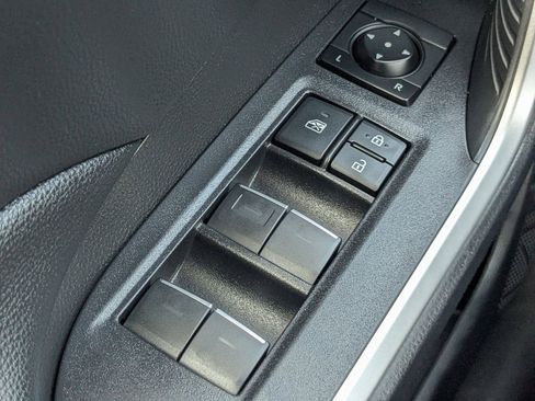 Certified 2023 Toyota RAV4 SE image 21