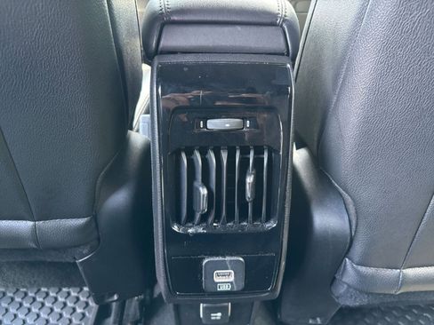 Used 2025 Jeep Compass Trailhawk AWD/4WD image 22