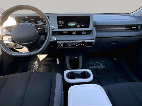 Used 2022 Hyundai Ioniq 5 SE image 7