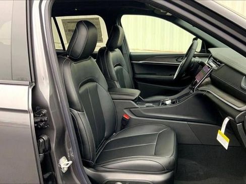 New 2025 Jeep Grand Cherokee Limited w/ Trailer Tow Package image 55