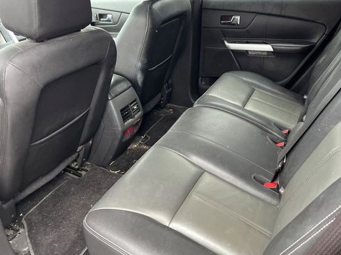 Used 2013 Ford Edge Sport w/ Driver Entry Pkg image 10