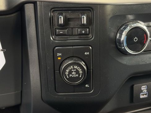 Certified 2022 Ford F150 XLT w/ Equipment Group 301A Mid AWD/4WD image 22