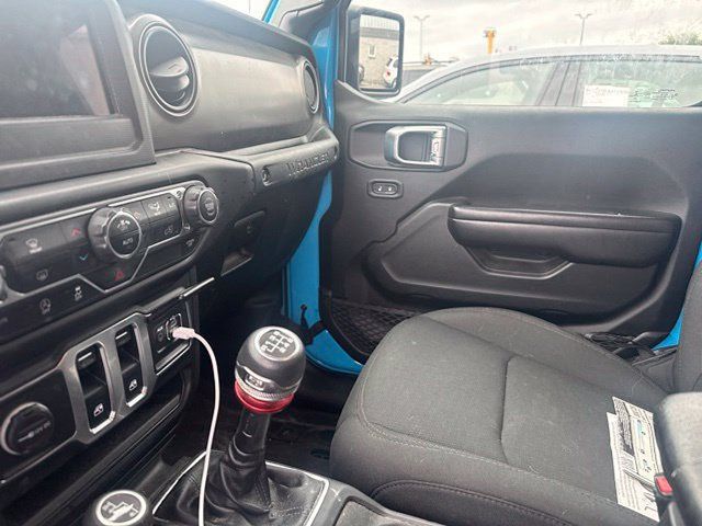 Used 2021 Jeep Wrangler Sport AWD/4WD image 14