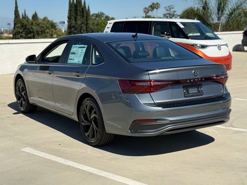 New 2026 Volkswagen Jetta SE image 5