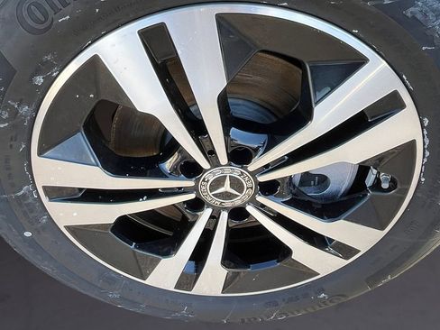 Certified 2025 Mercedes-Benz GLB 250 4MATIC image 14