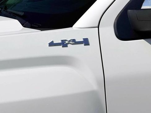 Used 2018 GMC Sierra 1500 4x4 Double Cab w/ Sierra Convenience Package image 11