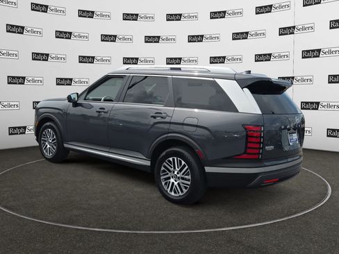 Used 2026 Hyundai Palisade SEL FWD image 4
