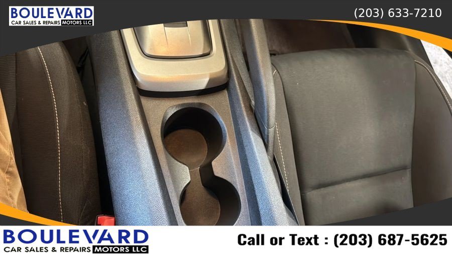 Used 2011 Chevrolet Camaro LS RWD image 16