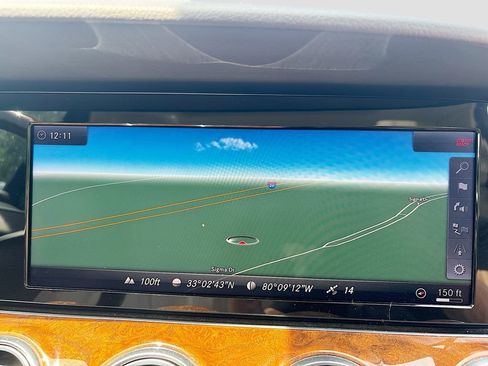 Used 2018 Mercedes-Benz E 400 4MATIC Wagon image 32