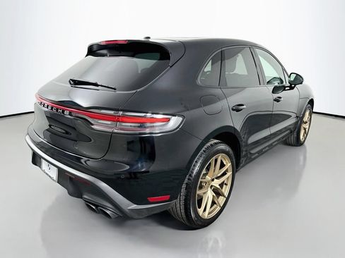 Used 2025 Porsche Macan AWD/4WD image 5