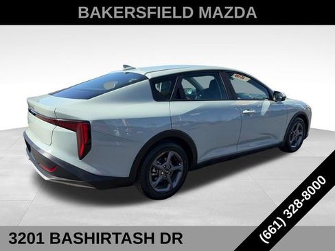 Used 2025 Kia K4 FWD image 5