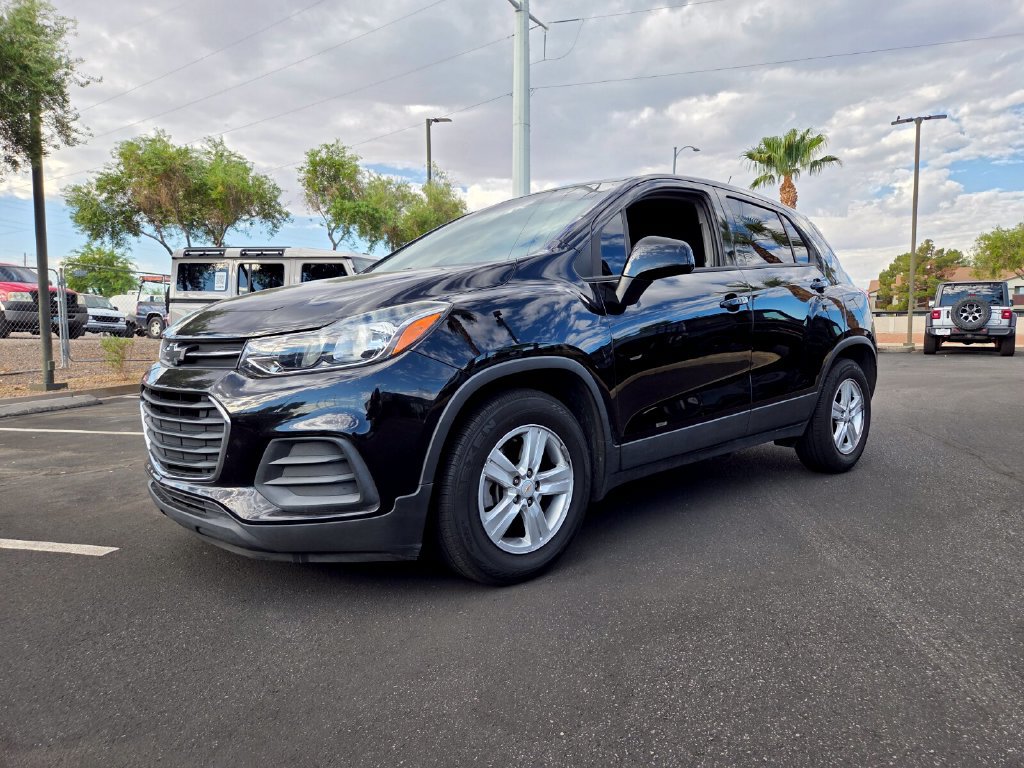 Used 2020 Chevrolet Trax LS w/ Tint and Cruise Package FWD image 2