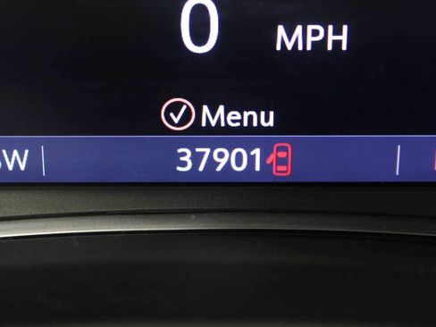 Used 2020 Chevrolet Equinox Premier image 41