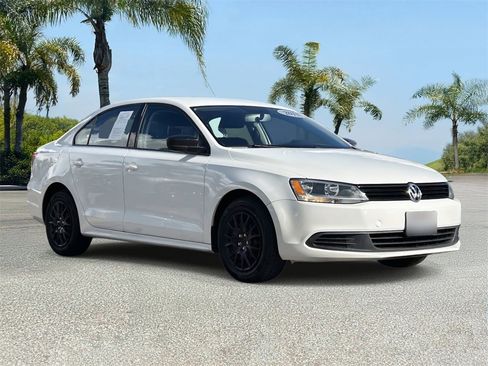 Used 2013 Volkswagen Jetta S image 5