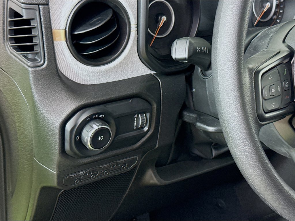 Used 2025 Jeep Wrangler Unlimited Sport AWD/4WD image 11