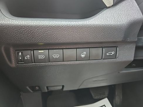 Used 2025 Toyota RAV4 XLE w/ Convenience Package AWD/4WD image 44