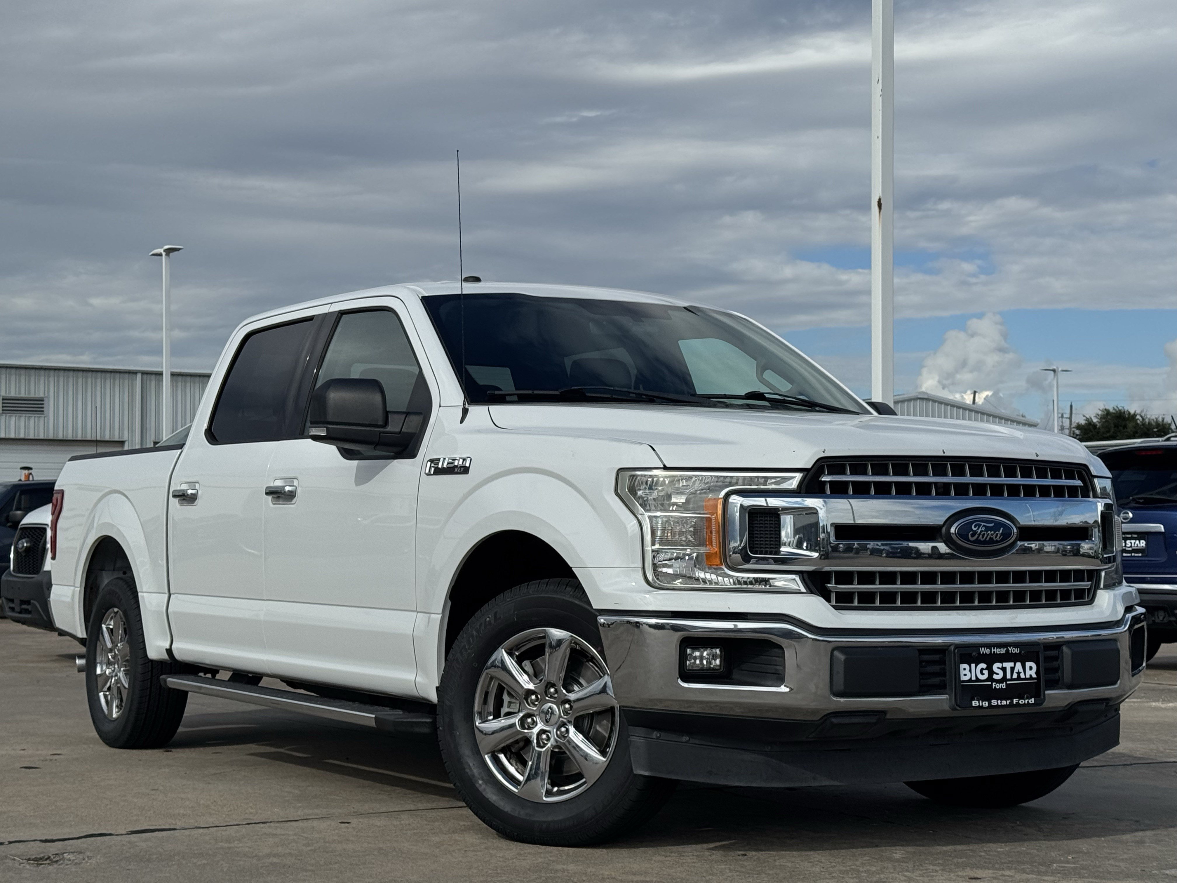 Used 2018 Ford F150 XLT w/ Equipment Group 302A Luxury RWD image 2
