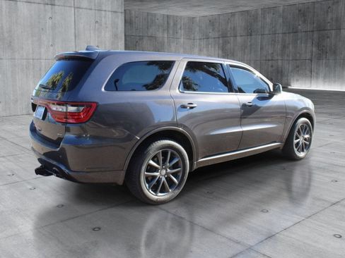 Used 2018 Dodge Durango GT AWD/4WD image 4