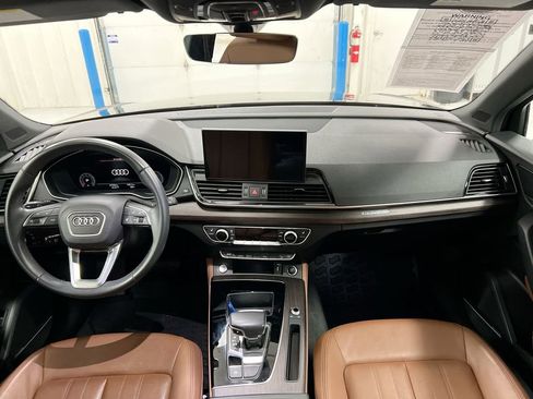 Used 2022 Audi Q5 2.0T Premium Plus w/ Premium Plus Package AWD/4WD image 10