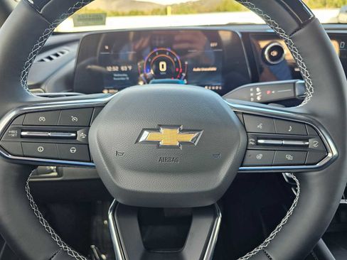 New 2026 Chevrolet Traverse LT w/ Enhanced Driving Package image 24