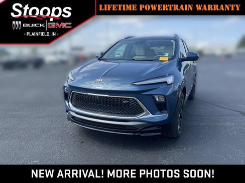 Used 2025 Buick Encore GX Sport Touring w/ Advanced Technology Package FWD image 1