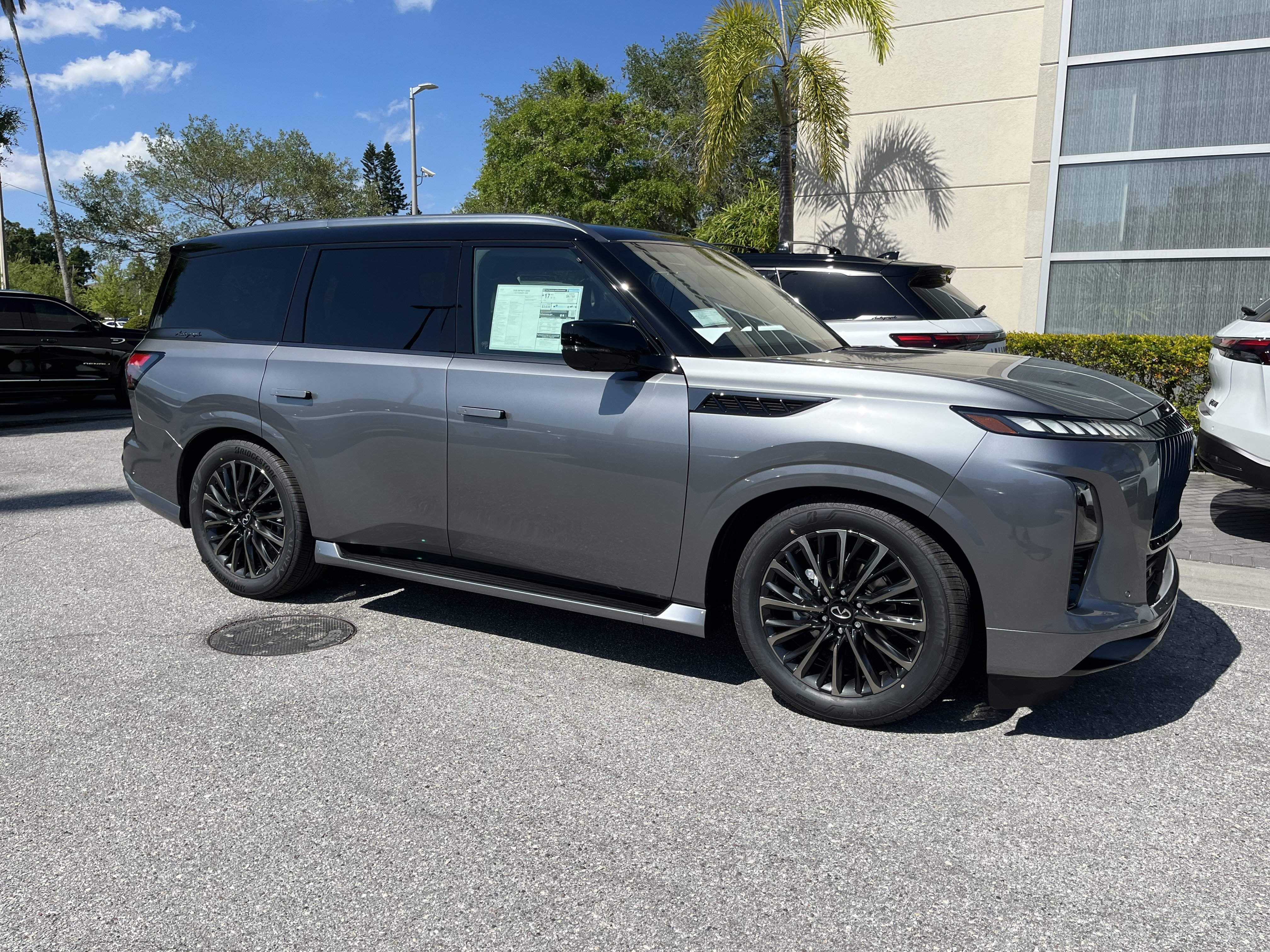 New 2026 INFINITI QX80 Autograph AWD/4WD image 8