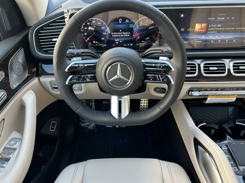 New 2026 Mercedes-Benz GLS 450 4MATIC image 13