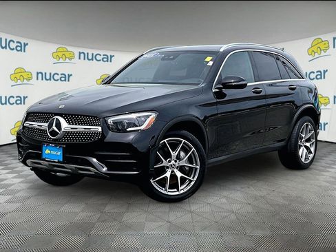 Used 2022 Mercedes-Benz GLC 300 4MATIC image 3