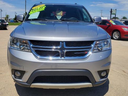 Used 2016 Dodge Journey SXT w/ Comfort/Convenience Group FWD image 2