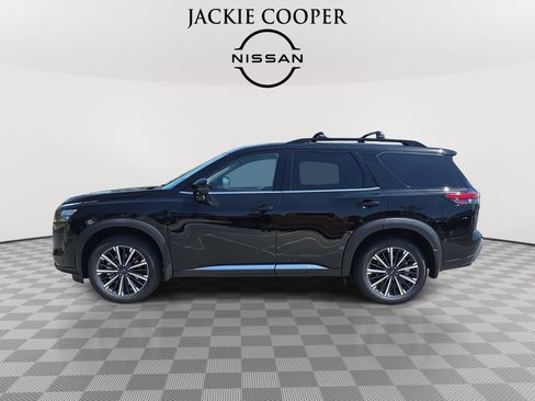 New 2026 Nissan Pathfinder Platinum FWD image 8