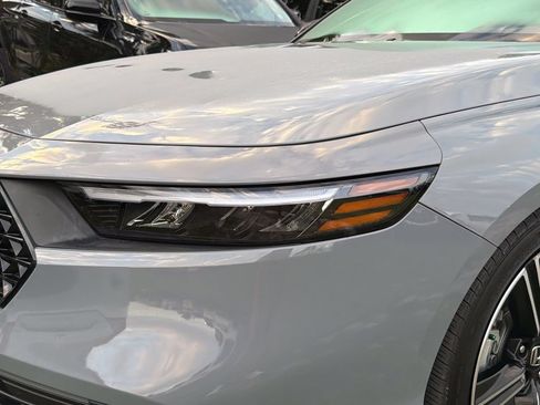 Used 2024 Honda Accord Sport image 4