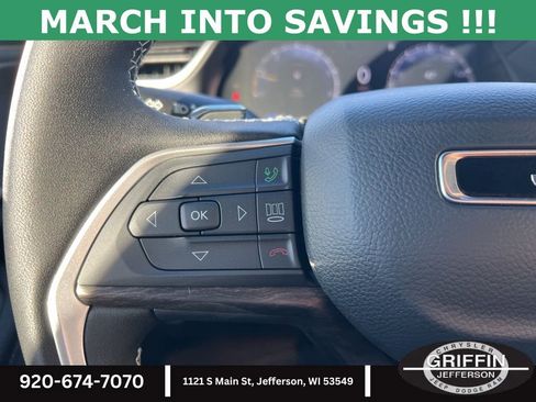 New 2025 Jeep Grand Cherokee Limited w/ Black Appearance Package image 15